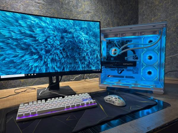 i7-10700 RTX 5060 8GB Oyun Bilgisayarı – 27" 180Hz Curved Monitör Dahil