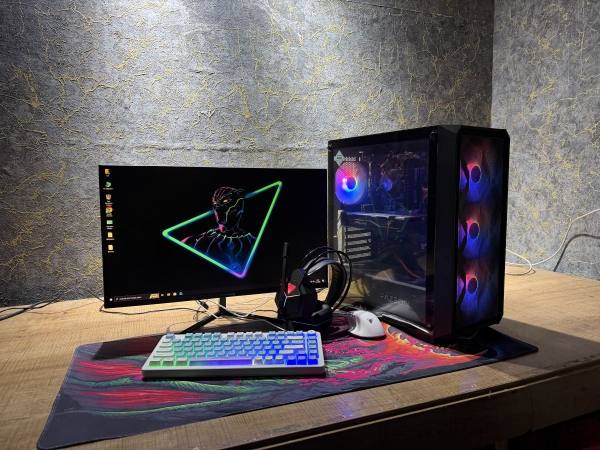 Sapphire RX 570 Gaming PC – i7-2700K, 16GB RAM, 512GB SSD, 24" Monitör Dahil